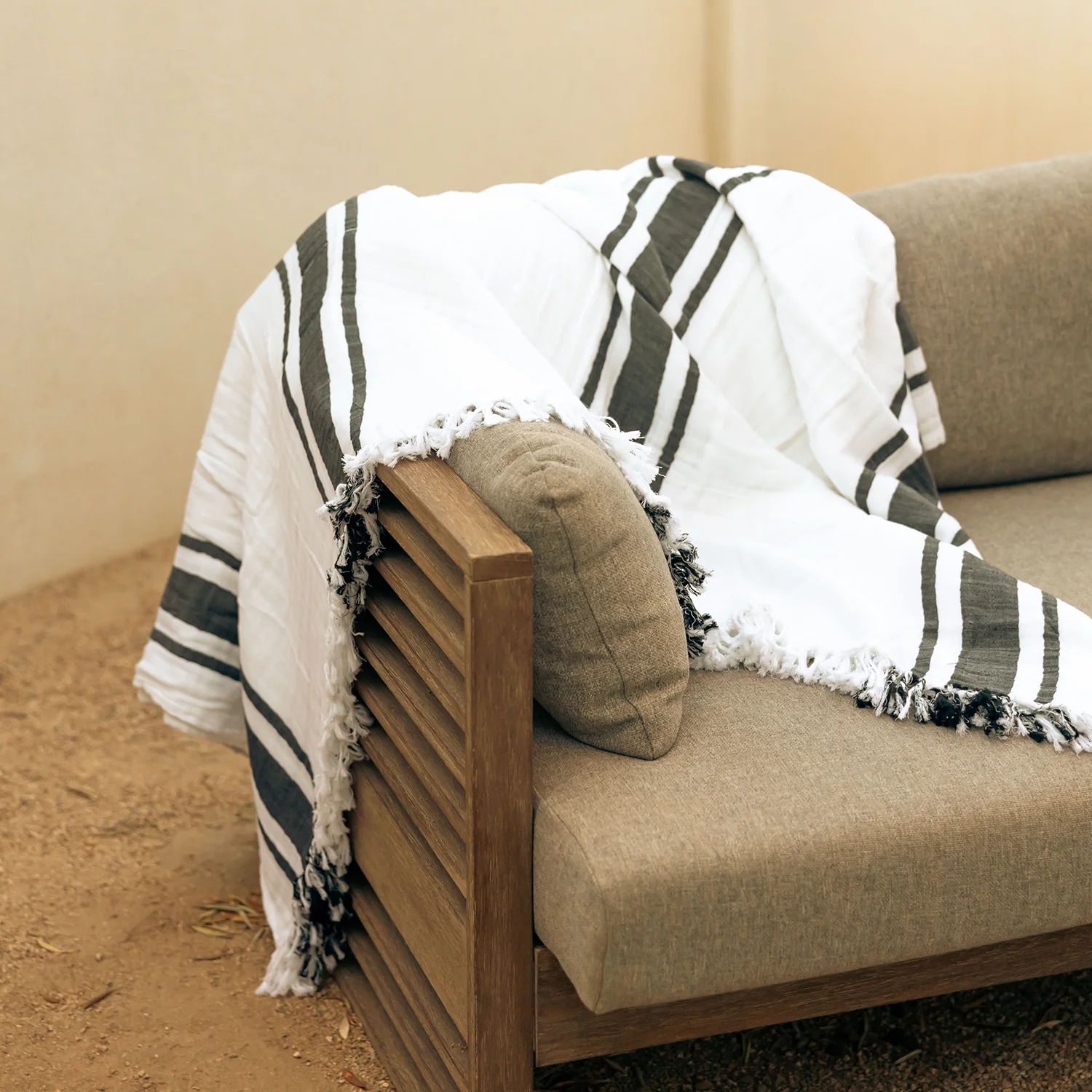 Oversized Breeze Throw - Fringe - White /Black Stripe - Image 3
