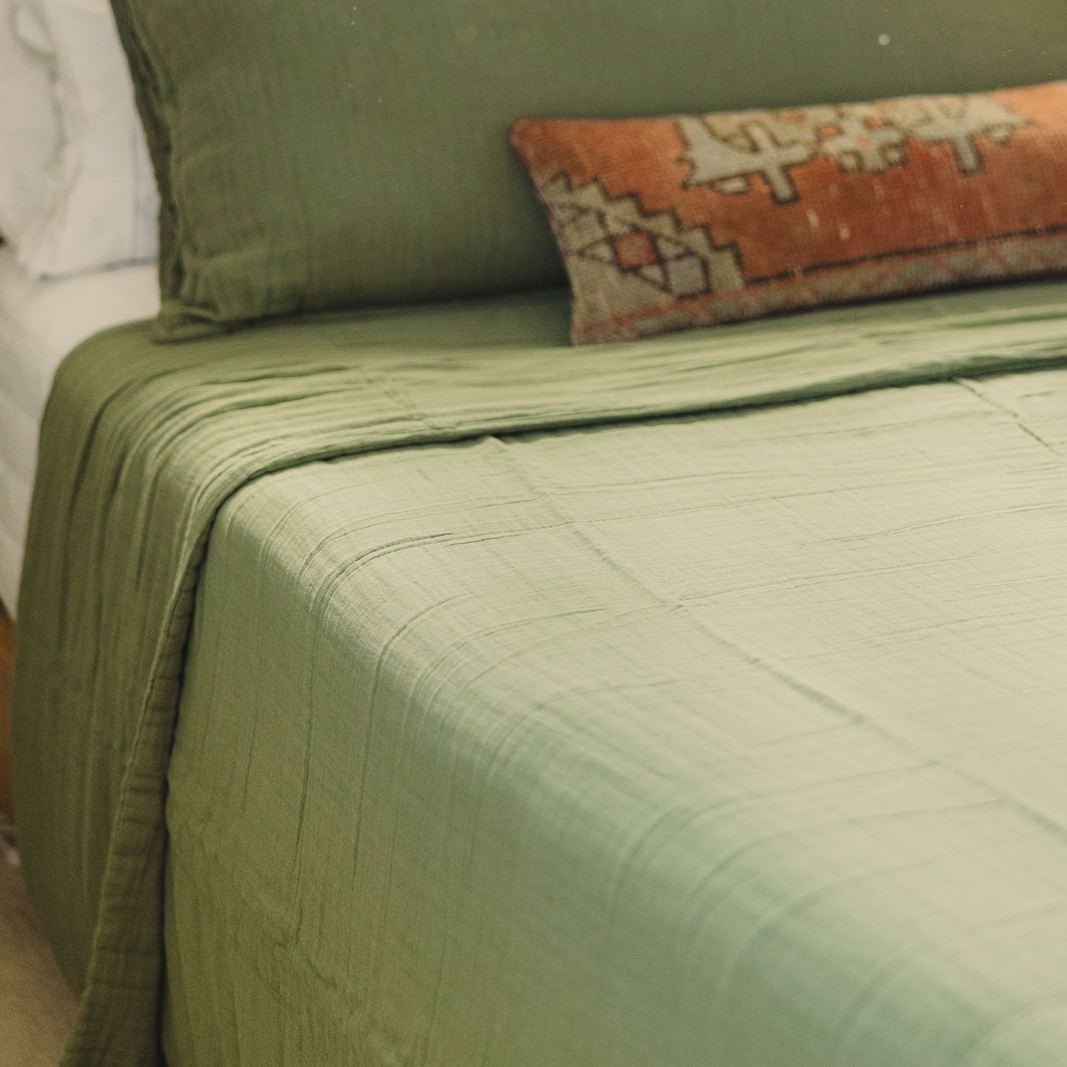 Ultra Lightweight 6 Layer Blanket - Image 11